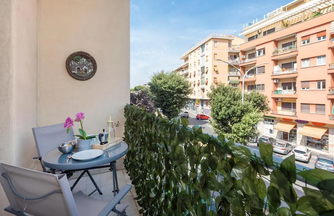 Easystayrome Vatican Home Near Metro-1